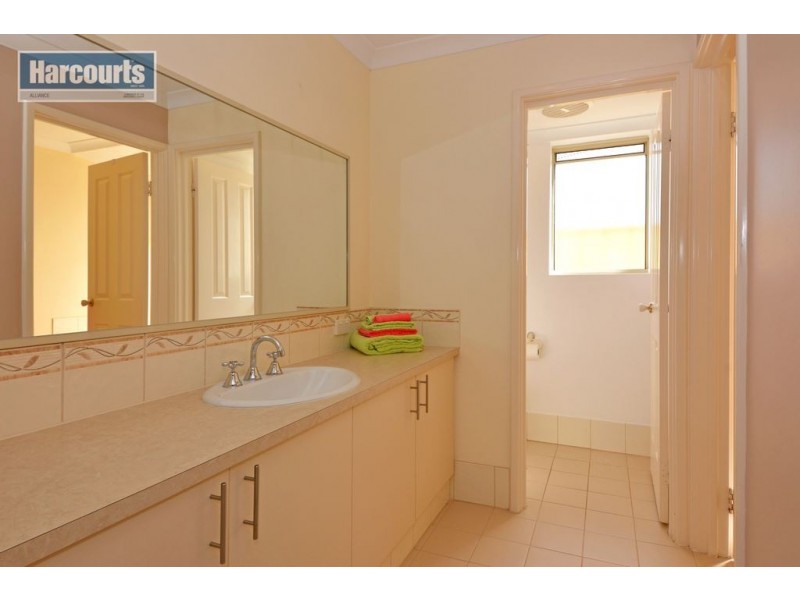 3 Bardeen Pass, Carramar WA 6031