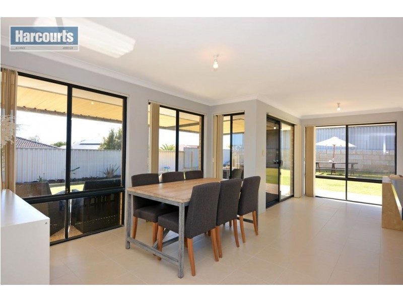 3 Grassy Way, Quinns Rocks WA 6030