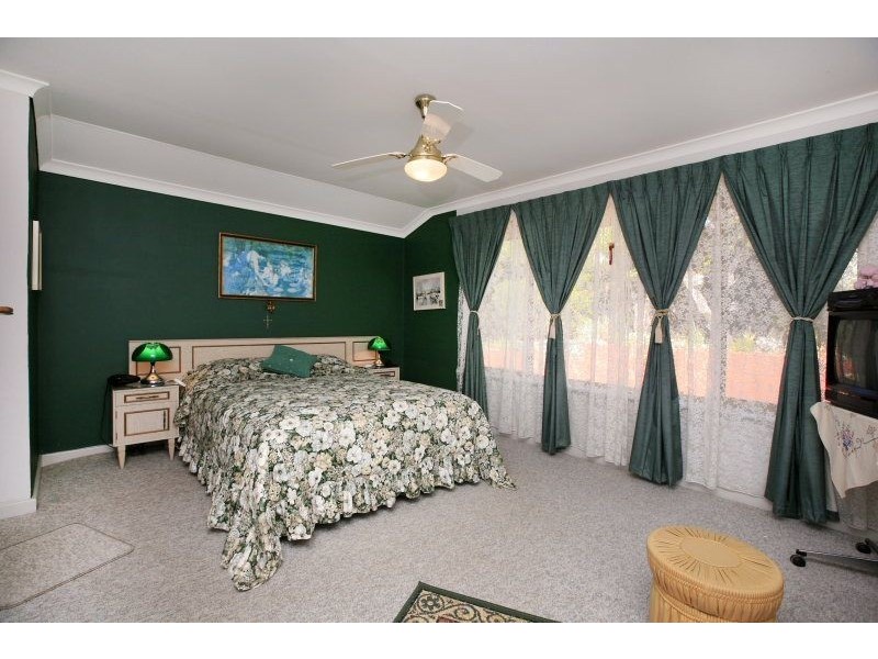 18 Ailsacraig Ramble, Kinross WA 6028