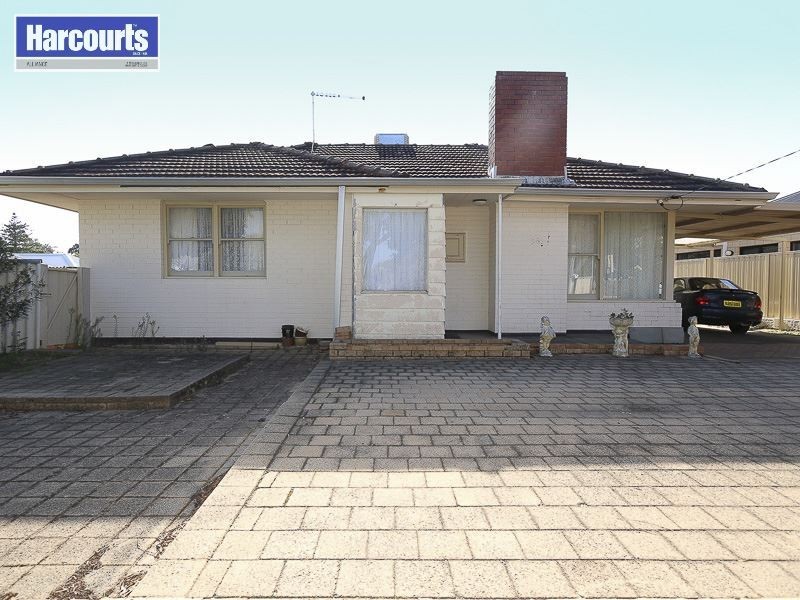 38 Birchley Crescent, Balga WA 6061