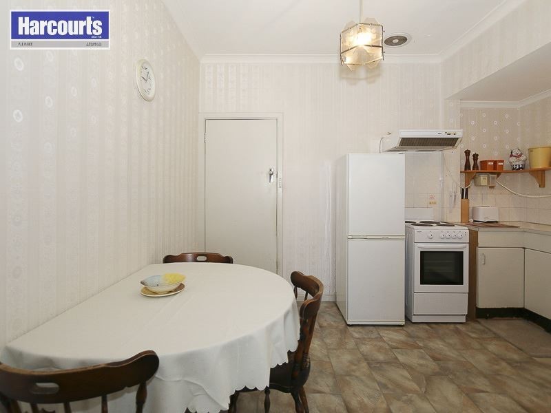 38 Birchley Crescent, Balga WA 6061