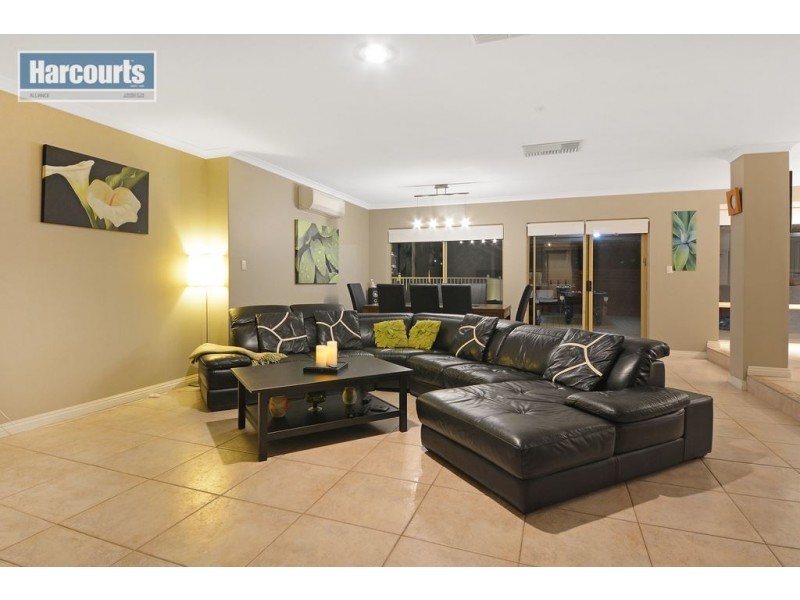 4 Ontario Crescent, Joondalup WA 6027