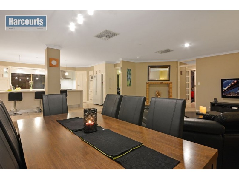 4 Ontario Crescent, Joondalup WA 6027