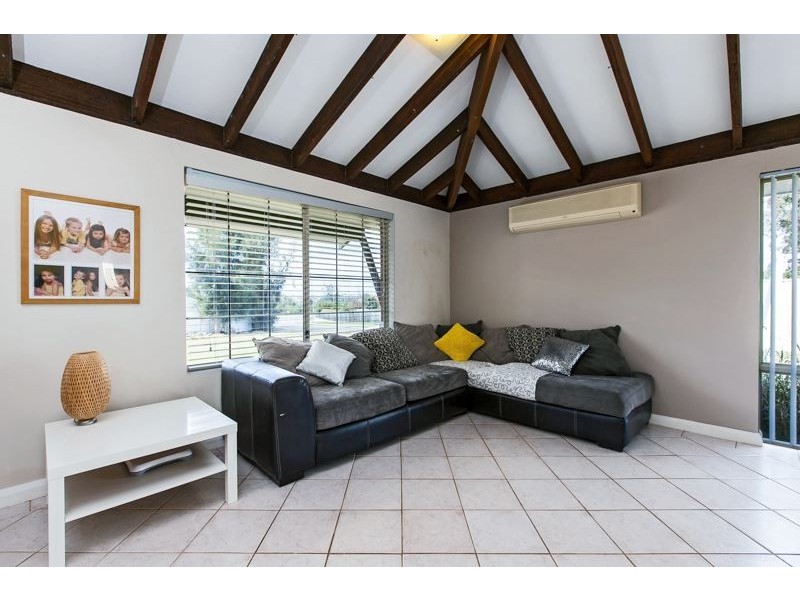 1 Derwent Meander, Joondalup WA 6027