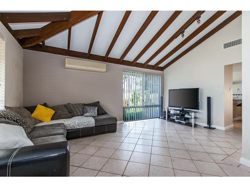 1 Derwent Meander, Joondalup WA 6027