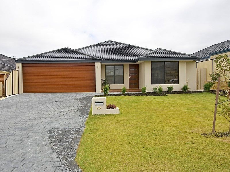 25 Lantern Way, Clarkson WA 6030
