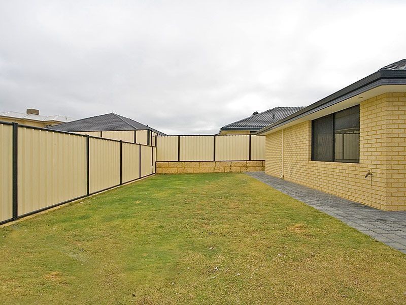 25 Lantern Way, Clarkson WA 6030