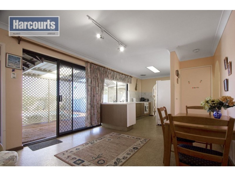 4 Greenhill Court, Kallaroo WA 6025