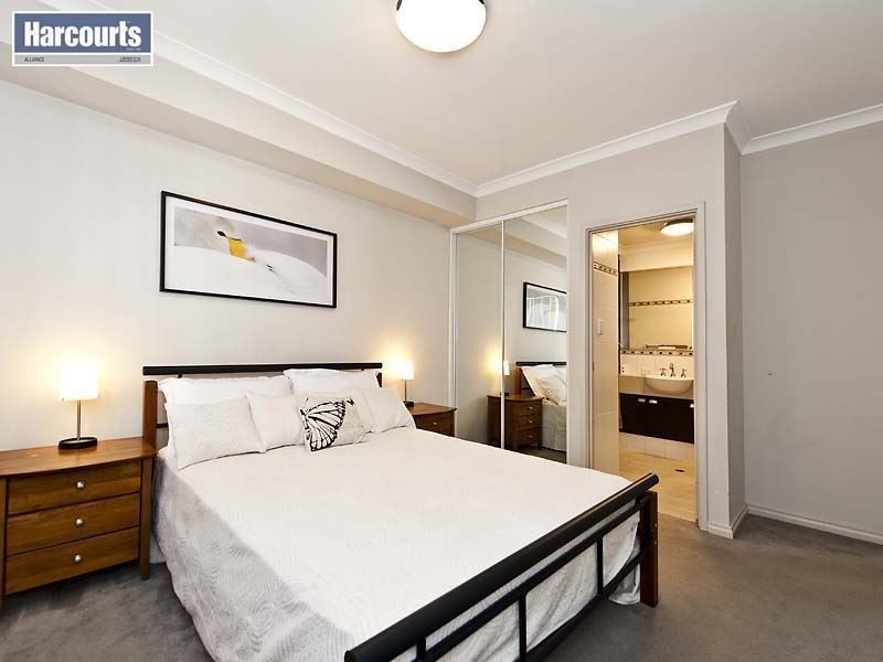 35/165 Grand Boulevard, Joondalup WA 6027