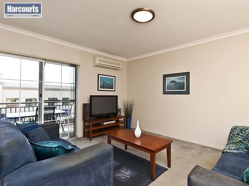 35/165 Grand Boulevard, Joondalup WA 6027