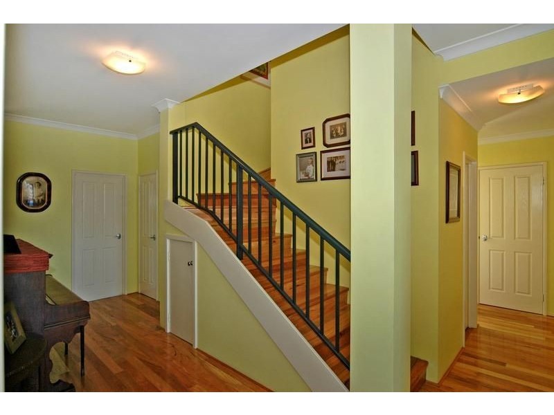 8 Hobie Place, Ocean Reef WA 6027