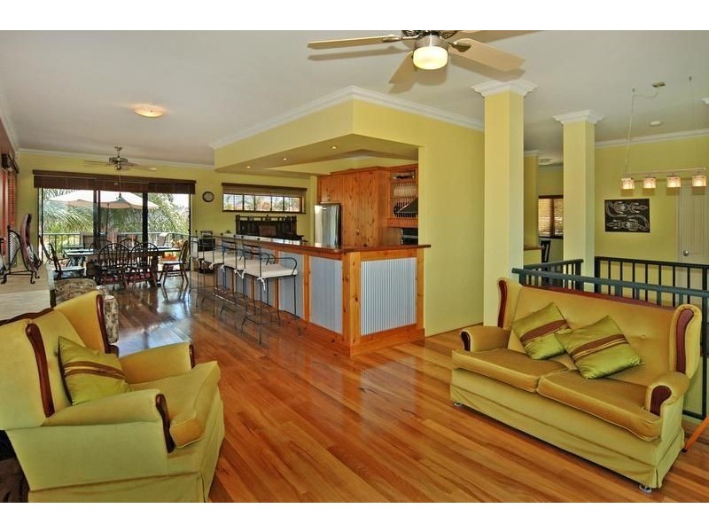 8 Hobie Place, Ocean Reef WA 6027