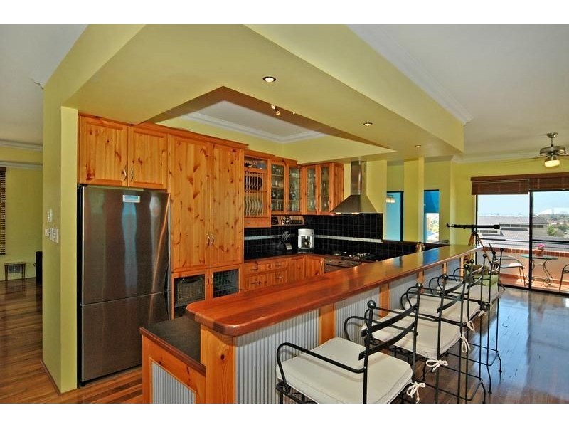 8 Hobie Place, Ocean Reef WA 6027