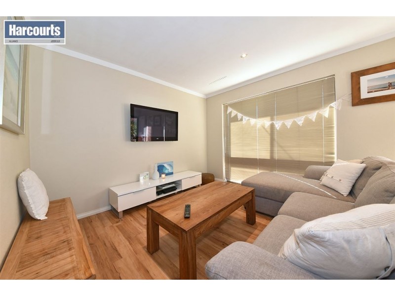 39 Macedon Place, Craigie WA 6025