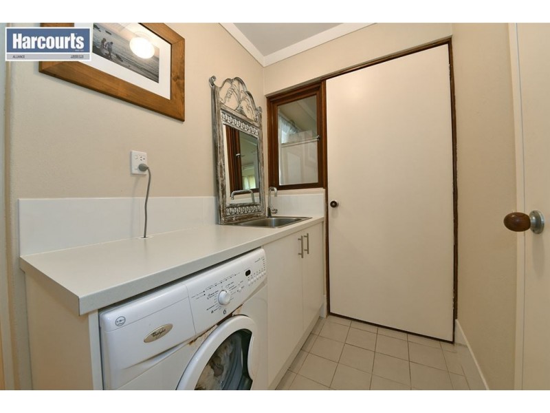 39 Macedon Place, Craigie WA 6025