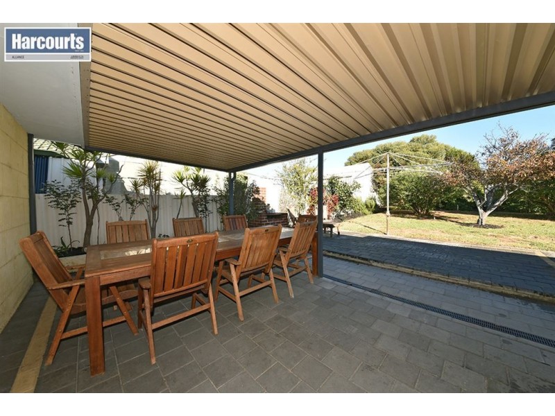 39 Macedon Place, Craigie WA 6025