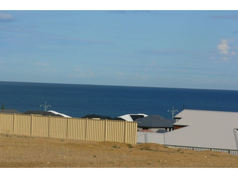 75 Romano Crescent, Iluka WA 6028