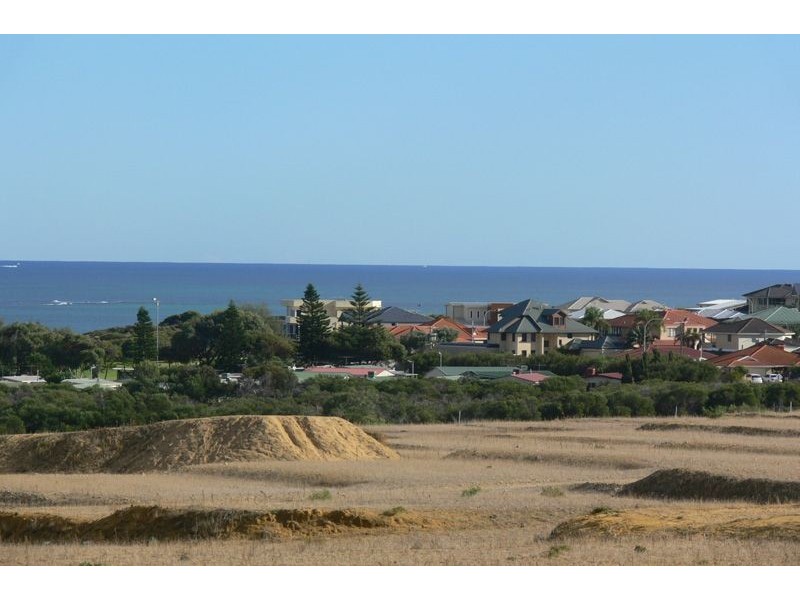 75 Romano Crescent, Iluka WA 6028