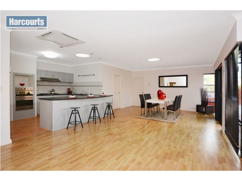 128 Lakeside Drive, Joondalup WA 6027