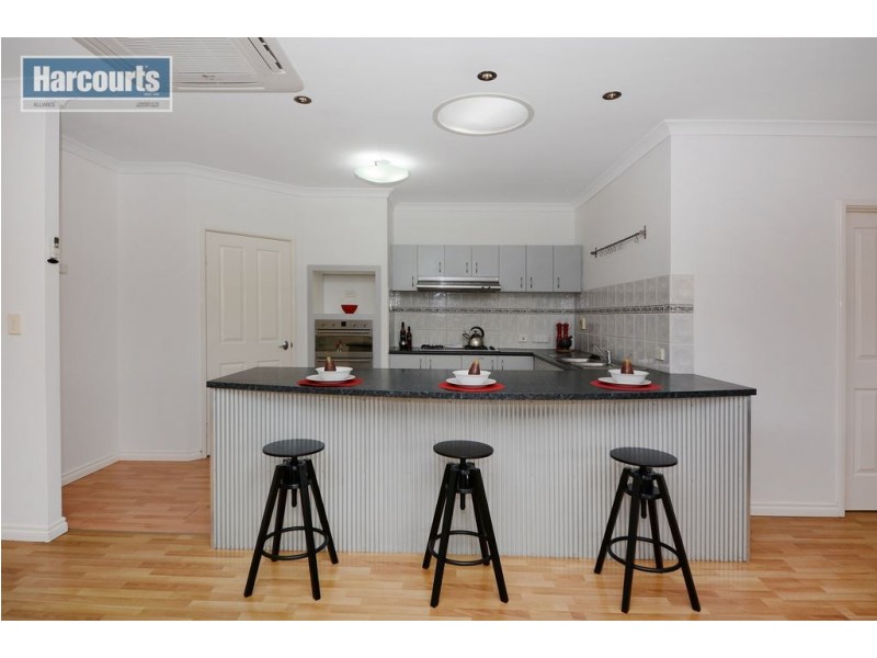 128 Lakeside Drive, Joondalup WA 6027