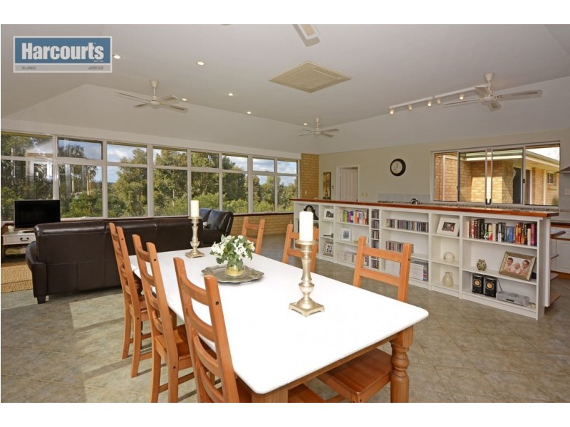 28 Simmental Grove, Lower Chittering WA 6084