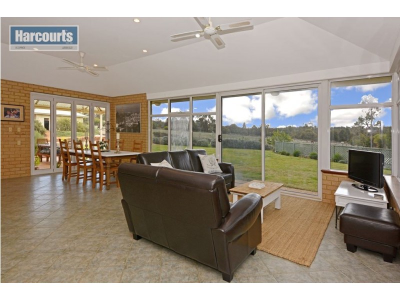 28 Simmental Grove, Lower Chittering WA 6084