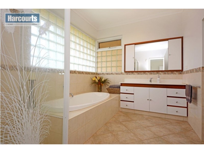 28 Simmental Grove, Lower Chittering WA 6084