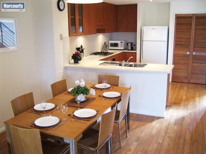 266 Lakeside Drive, Joondalup WA 6027