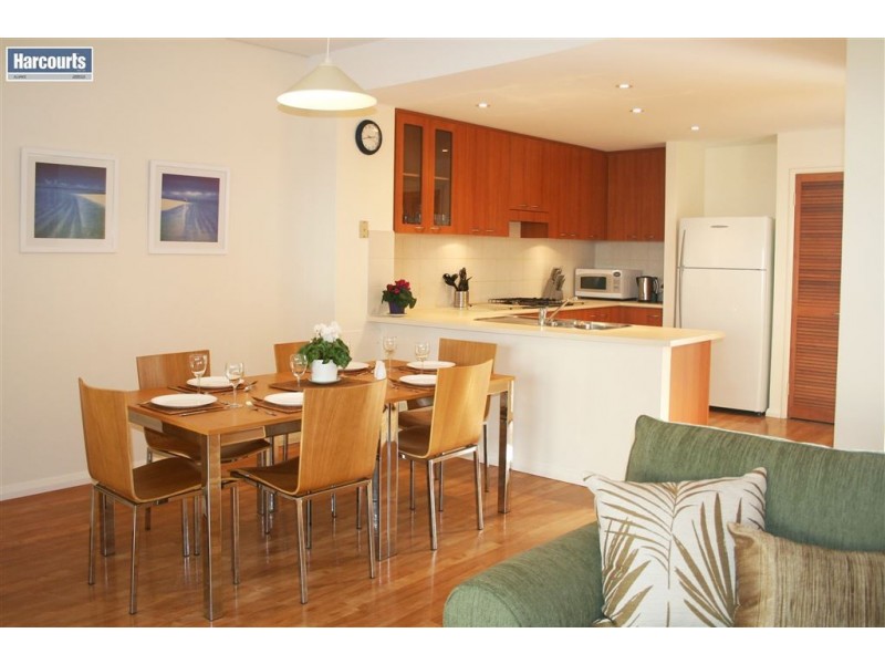 266 Lakeside Drive, Joondalup WA 6027