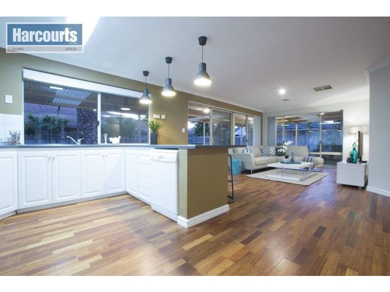 11 Caledonia Avenue, Currambine WA 6028