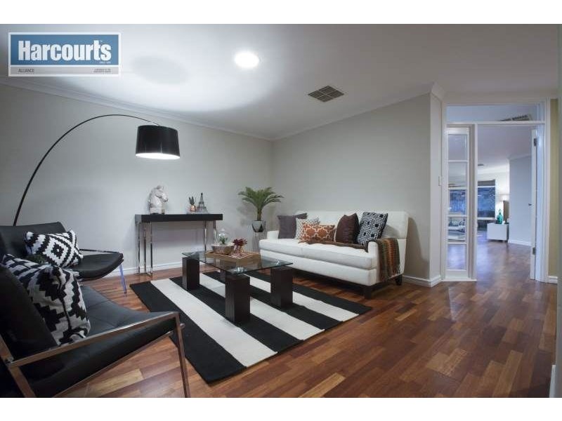 11 Caledonia Avenue, Currambine WA 6028
