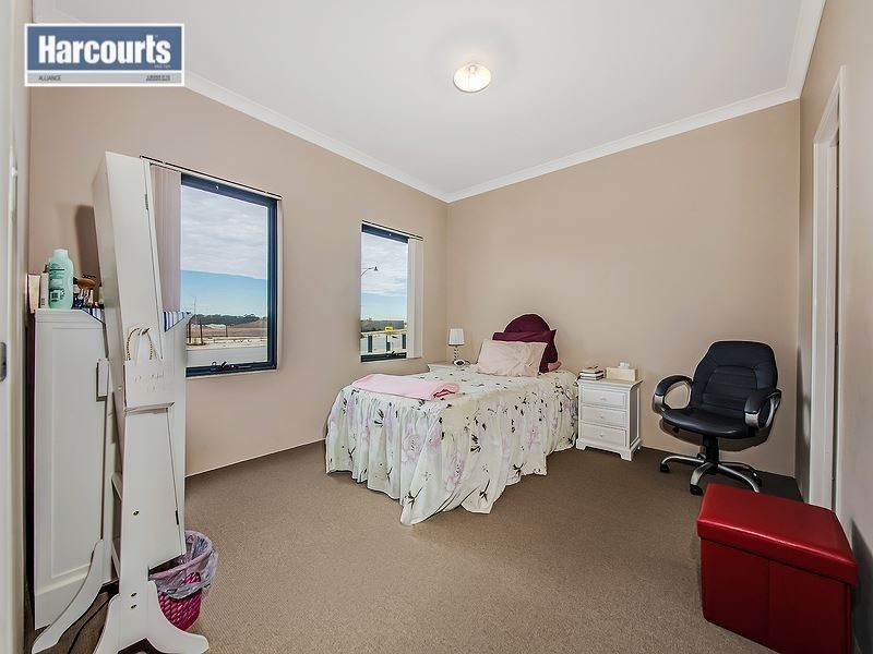 86 Redington Drive, Butler WA 6036