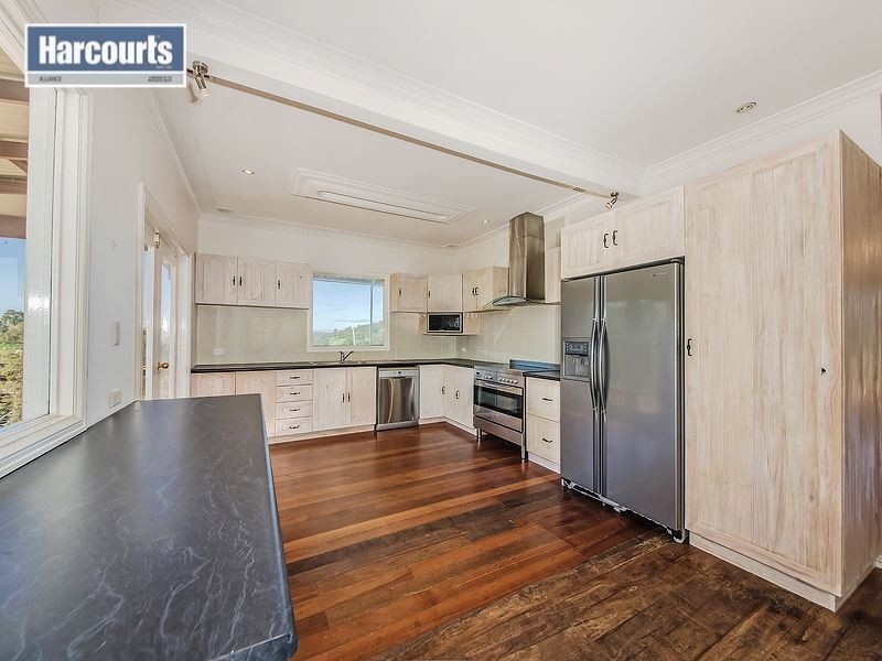 105 Shady Hills View, Bullsbrook WA 6084