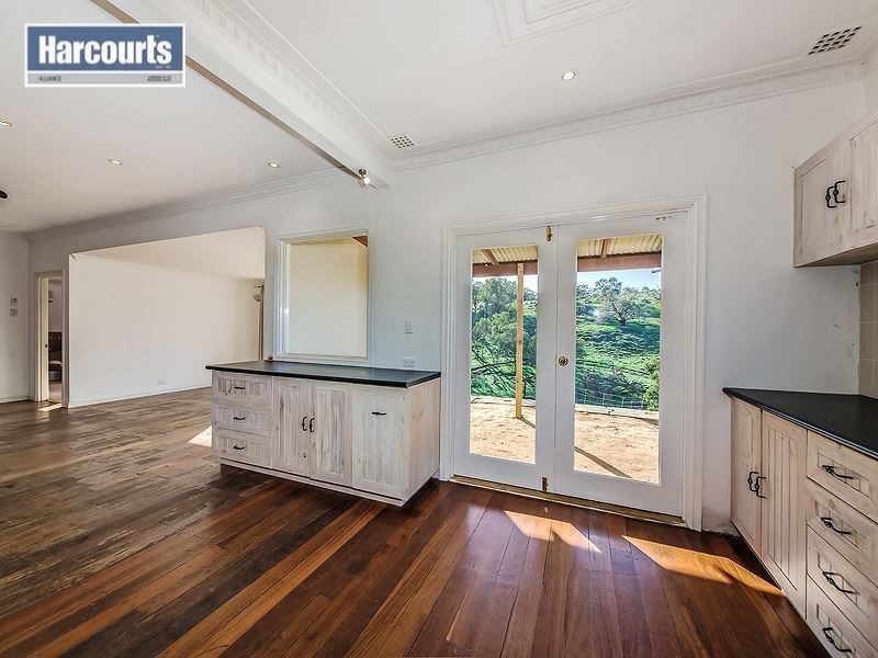 105 Shady Hills View, Bullsbrook WA 6084