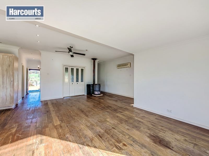 105 Shady Hills View, Bullsbrook WA 6084