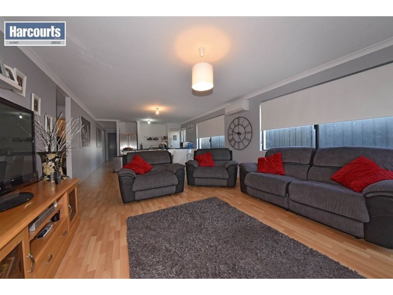 11 Woolly Road, Banksia Grove WA 6031