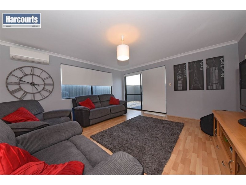 11 Woolly Road, Banksia Grove WA 6031