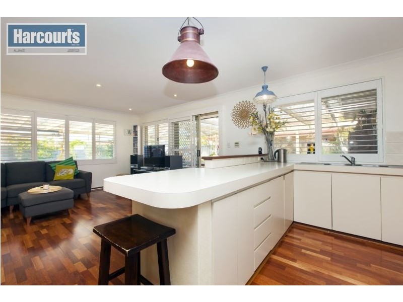 12 Highlander Place, Currambine WA 6028