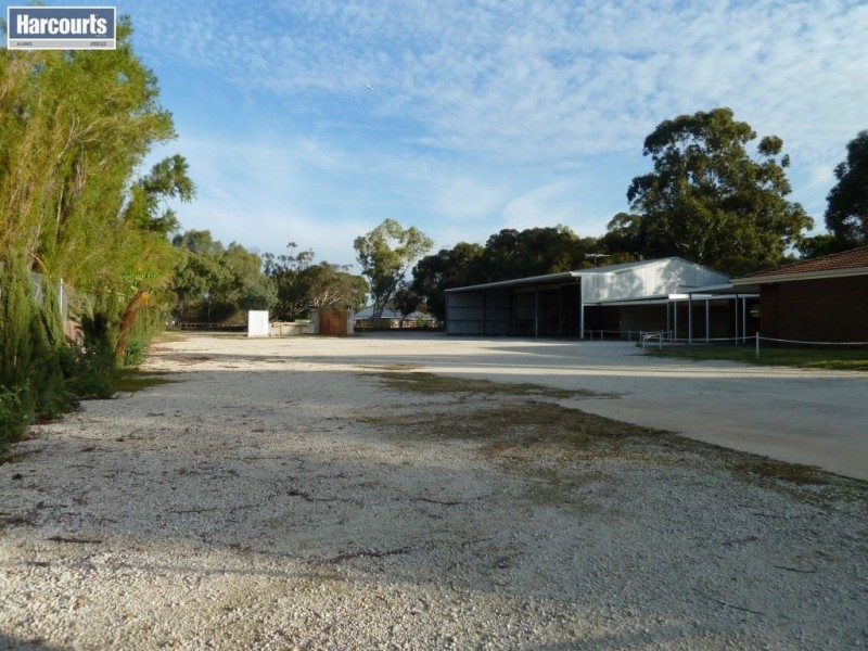 21 Station Street, Upper Swan WA 6069