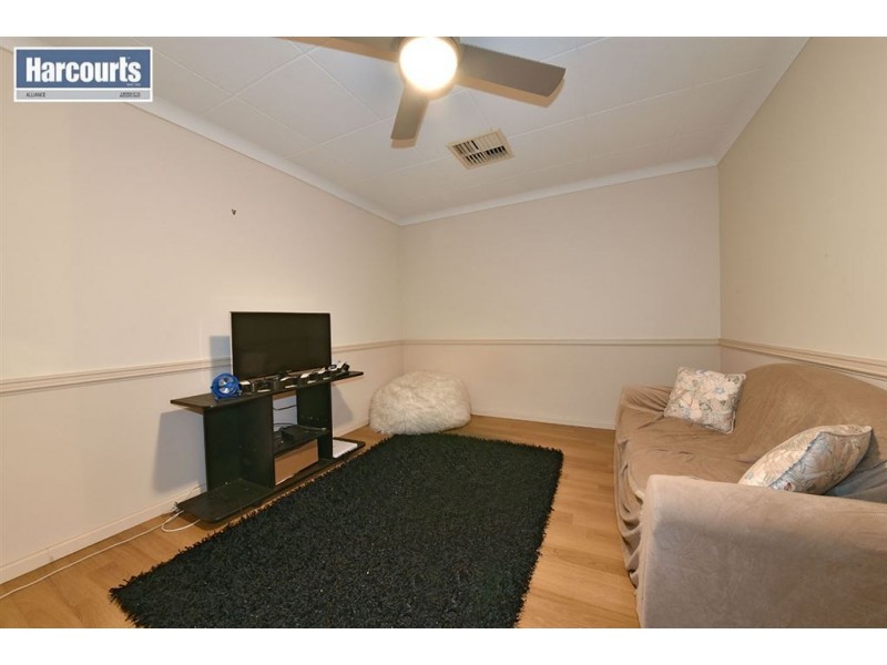 9 Rosewood Heights, Craigie WA 6025