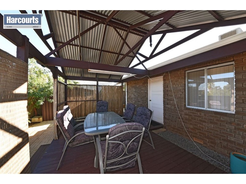 9 Rosewood Heights, Craigie WA 6025