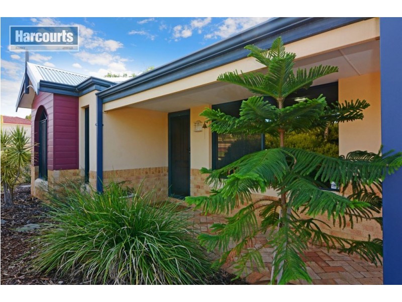 19 Bonnyrigg Pass, Kinross WA 6028