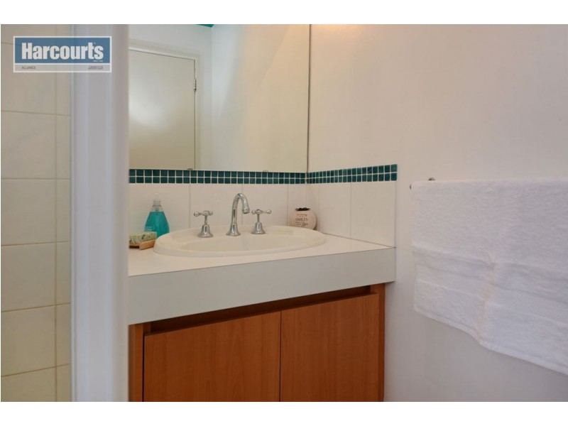 19 Bonnyrigg Pass, Kinross WA 6028