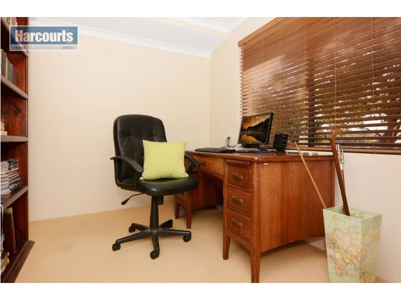 19 Bonnyrigg Pass, Kinross WA 6028