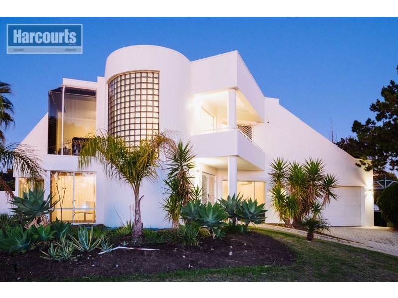 3 Oakwood Court, Currambine WA 6028