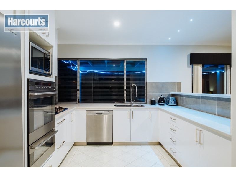 3 Oakwood Court, Currambine WA 6028