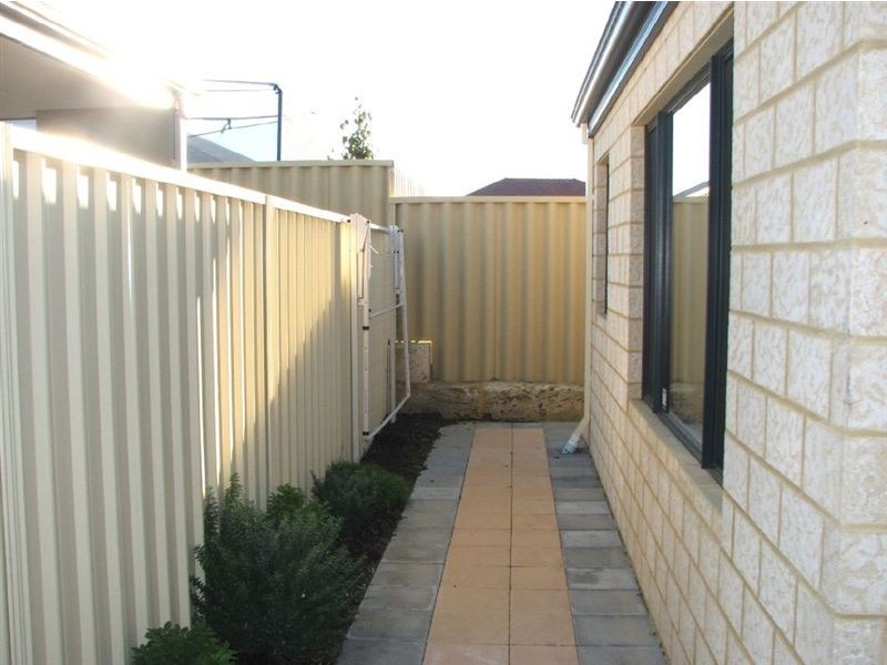 158 Ashley Road, Tapping WA 6065