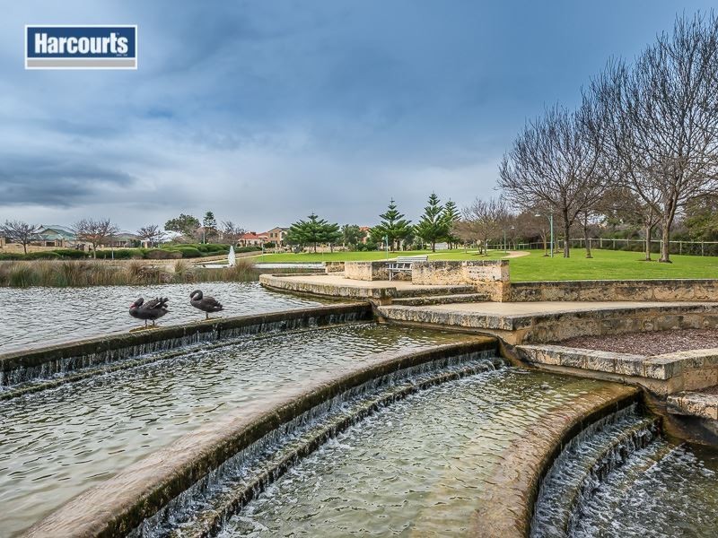 1387/20 Serena Way, Iluka WA 6028