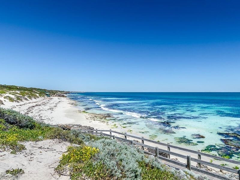 1387/20 Serena Way, Iluka WA 6028