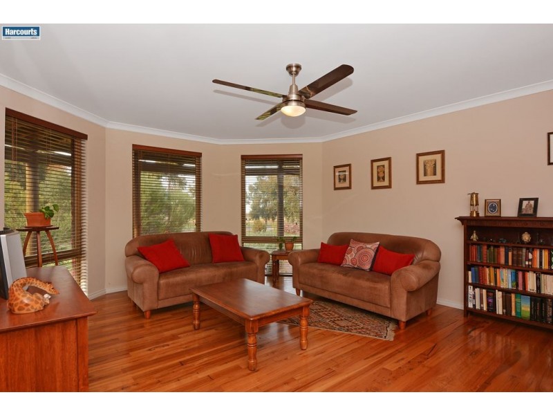 165 Ayrshire Loop, Lower Chittering WA 6084